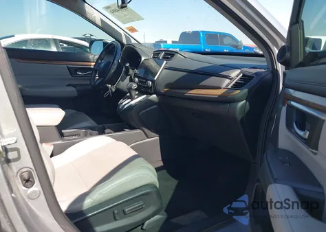 2018 Honda Cr-V Touring from USA, damaged, VIN 7FARW1H91JE036771